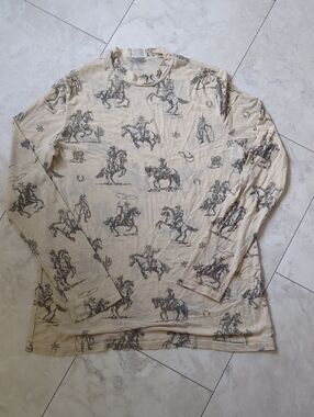 Women's Long-Sleeve Cowboy Print Tee - Cream/Black Sheer